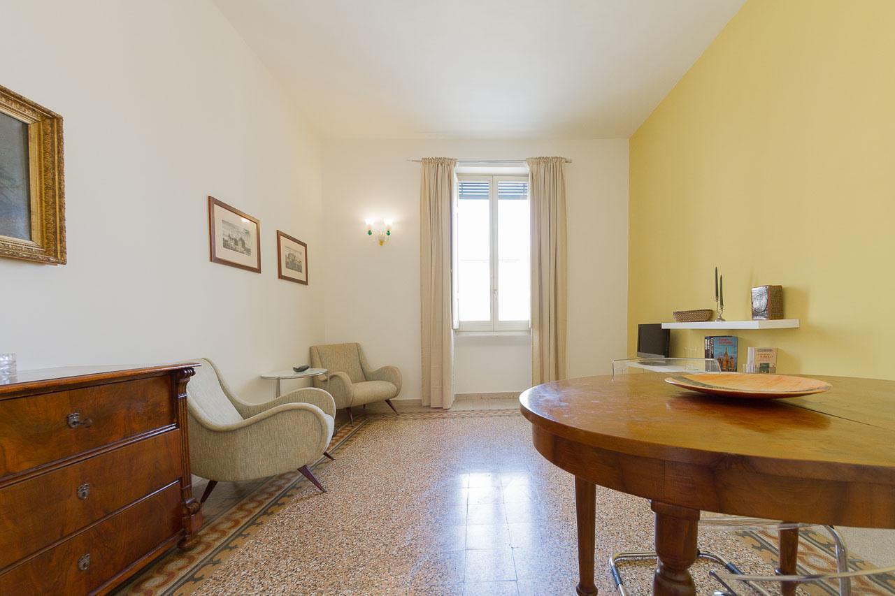 St. Peter's Cupola Apartment Rom